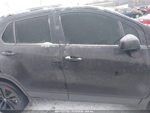 3GNCJPSB9LL223945 Chevrolet Trax Awd Lt