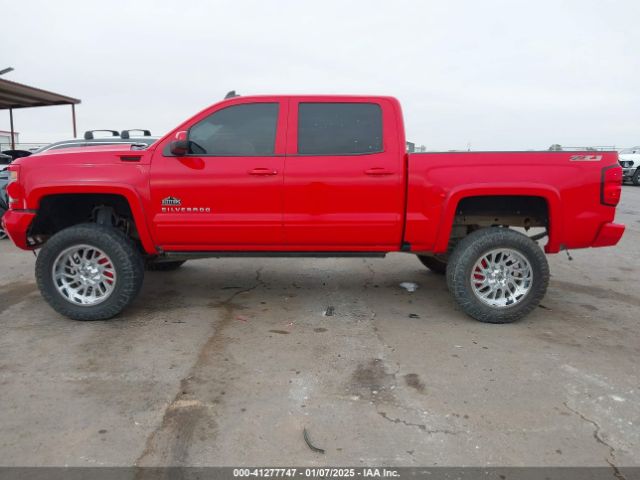 3GCUKREC1JG375055 Chevrolet Silverado 1500 2lt