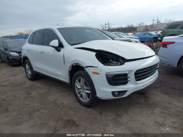 2016 PORSCHE CAYENNE WP1AA2A20GLA09317 Photo 0