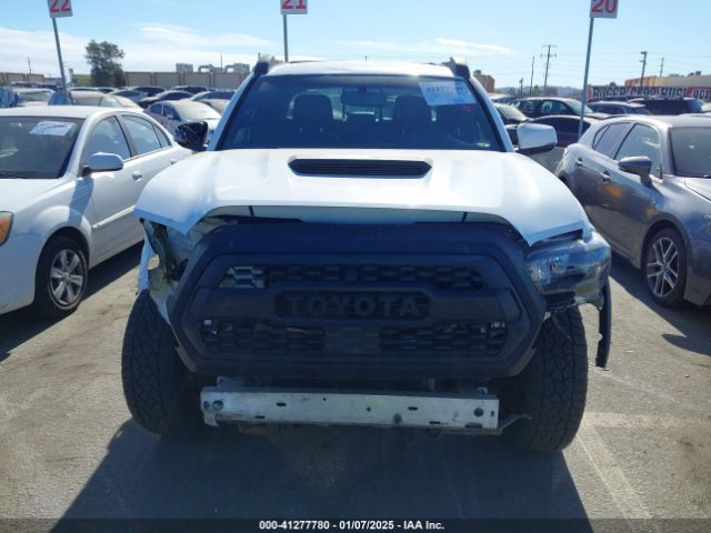 5TFCZ5AN0JX129598 Toyota Tacoma Trd Pro