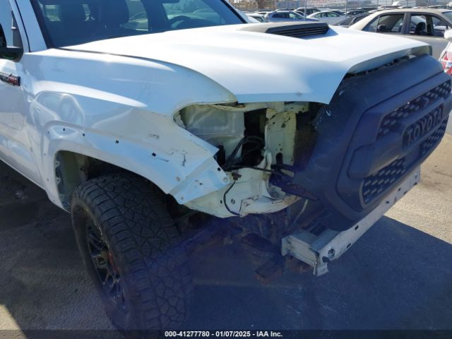 5TFCZ5AN0JX129598 Toyota Tacoma Trd Pro