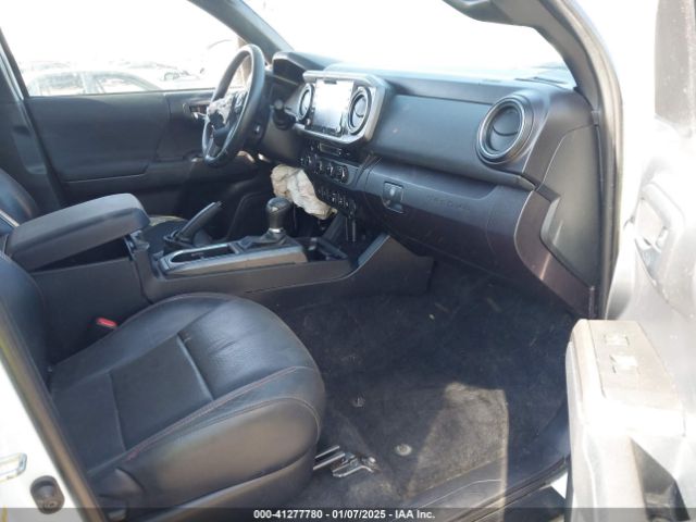 5TFCZ5AN0JX129598 Toyota Tacoma Trd Pro