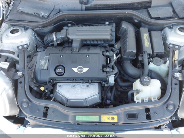 2011 MINI COOPER WMWSU3C55BT096177 Photo 9