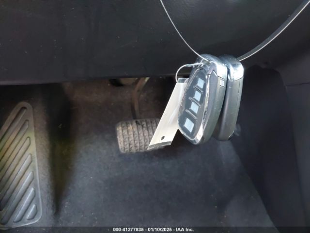 KL7CJLSBXKB948226 Chevrolet Trax Lt