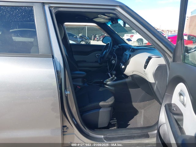 KIA SOUL + 2016 KNDJP3A57G7263843 Image 5