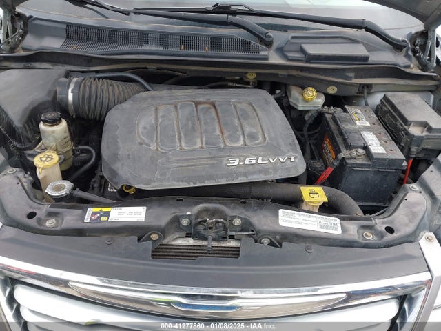 2C4RC1BG5FR560822 Chrysler Town & Country Touring