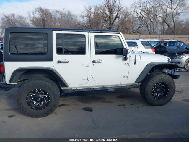 1C4BJWDG1HL578294 Jeep Wrangler Unlimited Sport 4x4