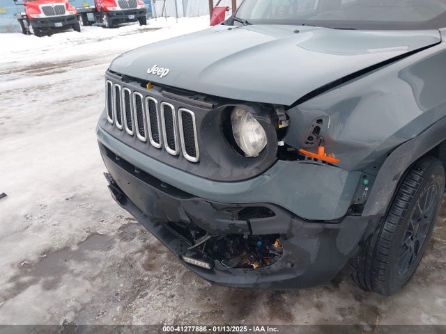 ZACCJBAB9JPJ50882 Jeep Renegade Sport 4x4