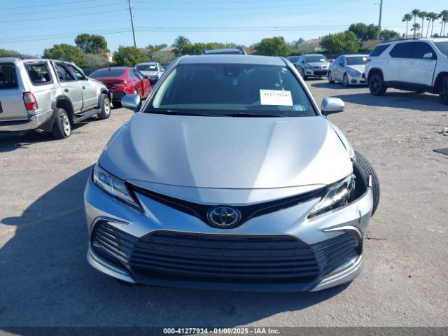 4T1C11AK8MU595111 Toyota CAMRY LE