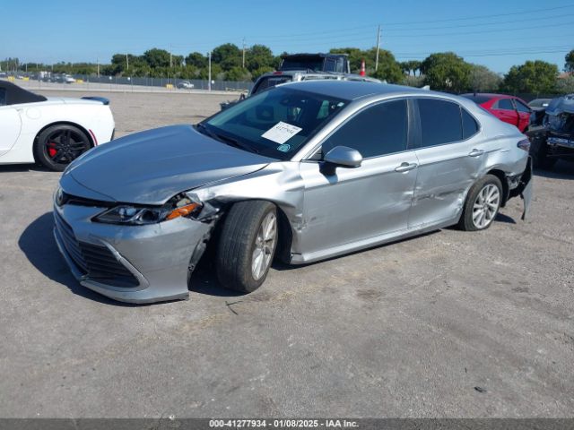 4T1C11AK8MU595111 Toyota CAMRY LE