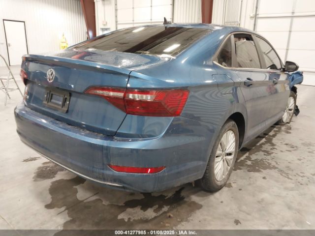 3VWCB7BU9LM002439 Volkswagen Jetta