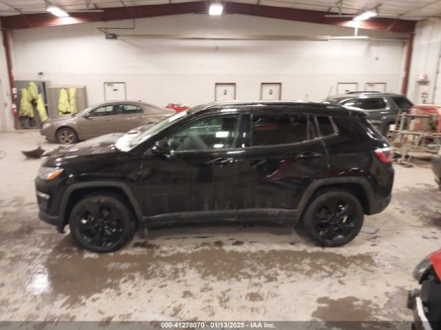 3C4NJDBB0KT838995 Jeep Compass Altitude 4x4