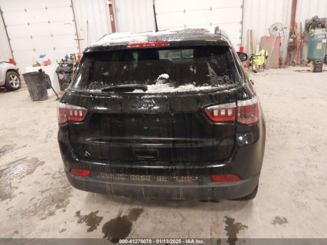 3C4NJDBB0KT838995 Jeep Compass Altitude 4x4