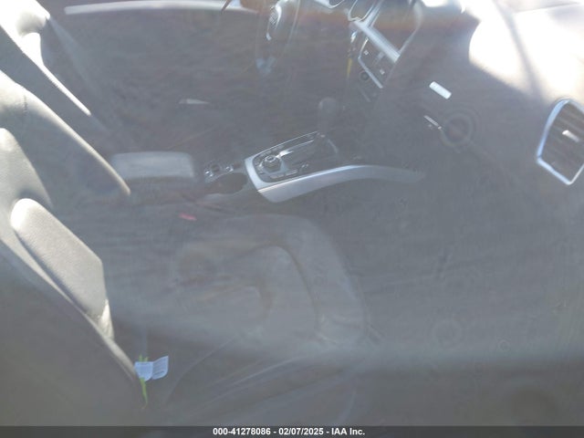 2011 AUDI A5 WAULFAFH3BN019417 Photo 4