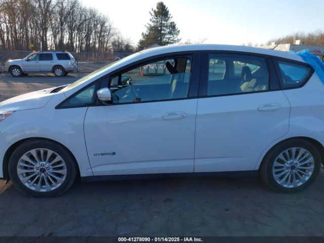 1FADP5AU5JL104422 Ford C-max Hybrid Se