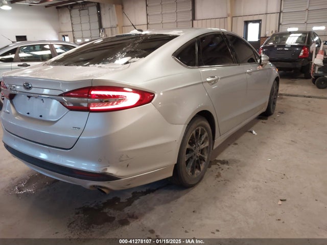 Ford FUSION SE 2017 3FA6P0H79HR260048 Image 4