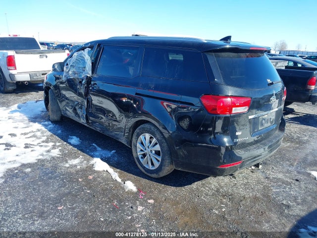 KIA SEDONA LX 2017 KNDMB5C15H6254258 Image 3
