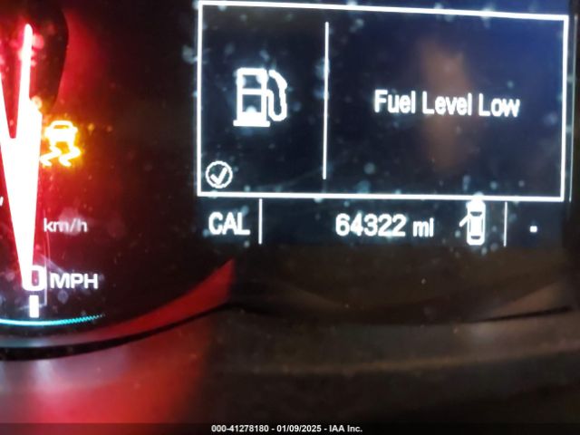 3GNCJKSB7JL352492 Chevrolet TRAX LS