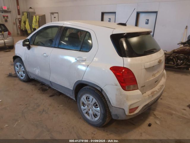 3GNCJKSB7JL352492 Chevrolet TRAX LS