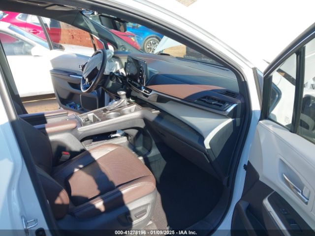 5TDESKFC5MS034175 Toyota Sienna Platinum
