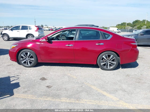 Nissan Altima 2.5 S 2018 1N4AL3AP9JC133645 Image 14
