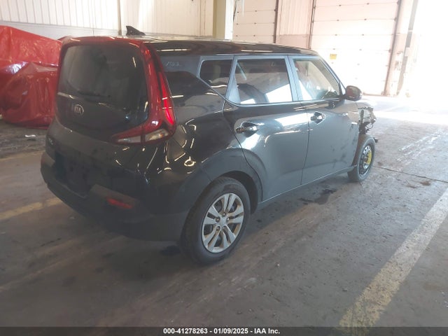 KIA SOUL LX 2021 KNDJ23AU5M7786828 Image 4