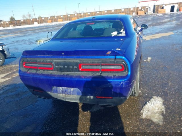 2C3CDZGG1NH230954 Dodge Challenger Sxt Awd