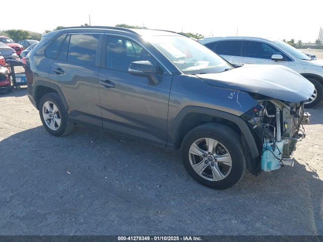 Toyota Rav4 Xle 2019 2T3W1RFV0KW053116 Image 1