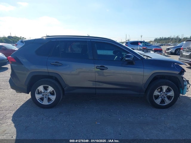 Toyota Rav4 Xle 2019 2T3W1RFV0KW053116 Image 14