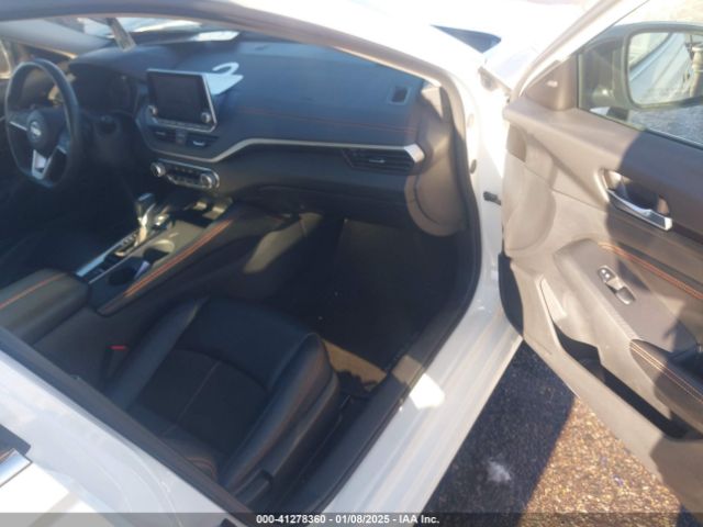 1N4BL4CW3NN424330 Nissan Altima Sr Intelligent Awd