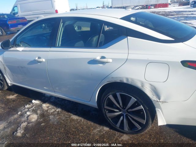 1N4BL4CW3NN424330 Nissan Altima Sr Intelligent Awd