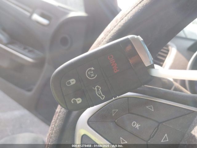 2C3CCAAG4FH845514 Chrysler 300 Limited