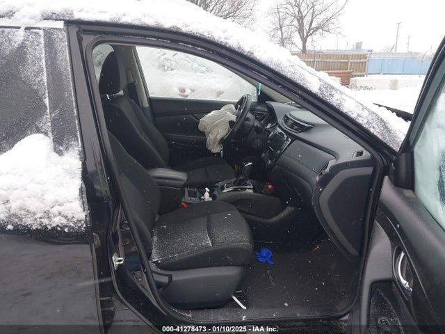 KNMAT2MV0JP576886 Nissan ROGUE SV