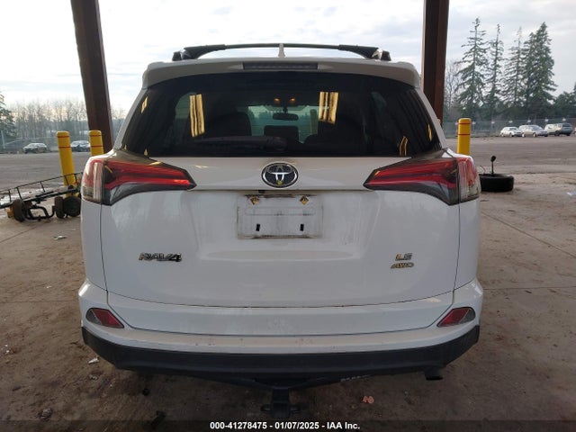 Toyota RAV4 LE 2016 JTMBFREV0GD190191 Image 17