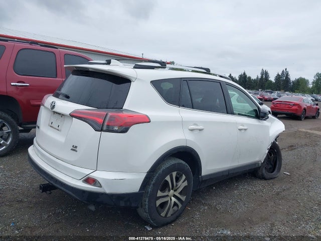 Toyota RAV4 LE 2016 JTMBFREV0GD190191 Image 4