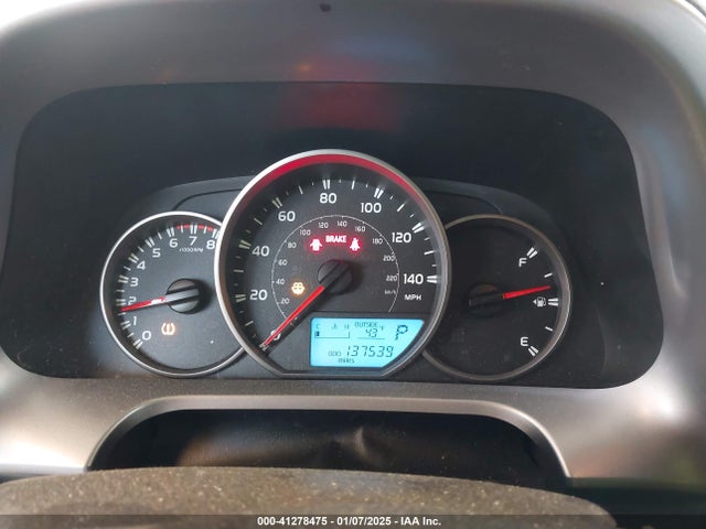 Toyota RAV4 LE 2016 JTMBFREV0GD190191 Image 7