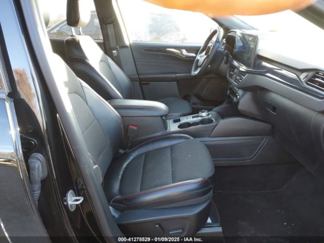 1FMCU9NA5PUA55730 Ford Escape St-line Select