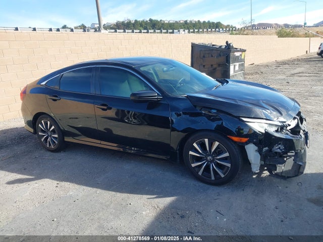 Honda Civic Lx 2018 2HGFC2F56JH528284 Image 13