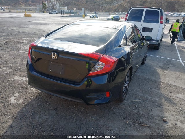 Honda Civic Lx 2018 2HGFC2F56JH528284 Image 4
