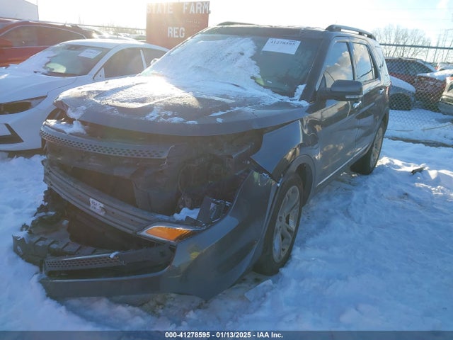 Ford Explorer Limited 2015 1FM5K8F86FGB91074 Image 2