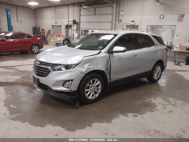 2GNAXSEV5J6349462 Chevrolet EQUINOX LT