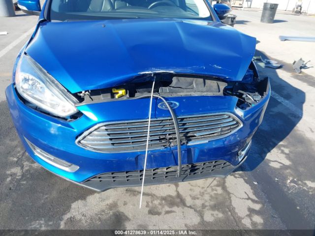 1FADP3N28JL230352 Ford Focus Titanium