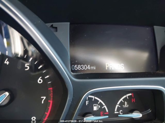 1FADP3N28JL230352 Ford Focus Titanium