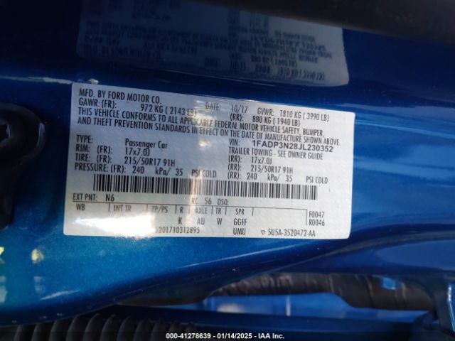 1FADP3N28JL230352 Ford Focus Titanium