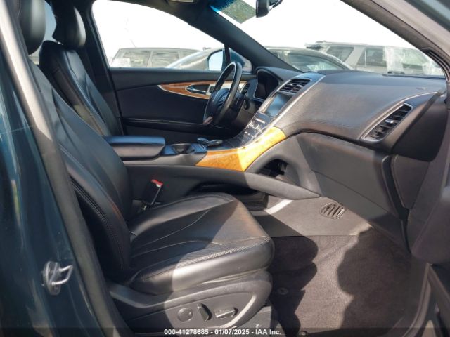 2LMTJ6LP1GBL40580 Lincoln Mkx Reserve