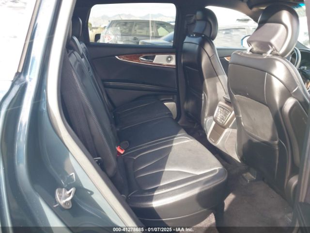 2LMTJ6LP1GBL40580 Lincoln Mkx Reserve