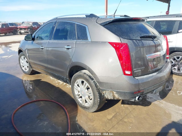 2011 CADILLAC SRX 3GYFNAEY5BS556052 Photo 2
