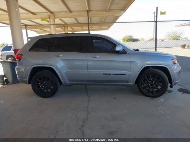 1C4RJEAG2JC430691 Jeep Grand Cherokee Altitude 4x2
