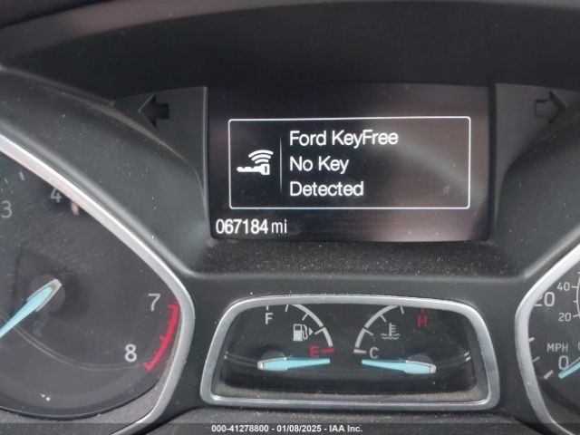 1FMCU0HD3KUA18315 Ford ESCAPE SEL