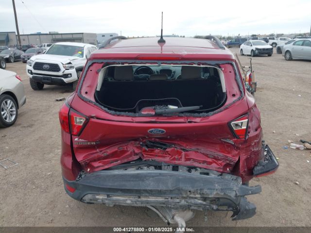 1FMCU0HD3KUA18315 Ford ESCAPE SEL